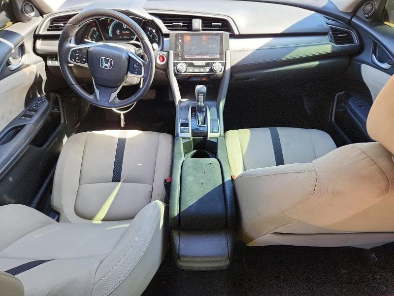 2017 HONDA CIVIC EX 8