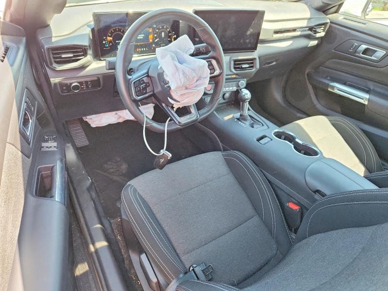 2025 FORD MUSTANG 8