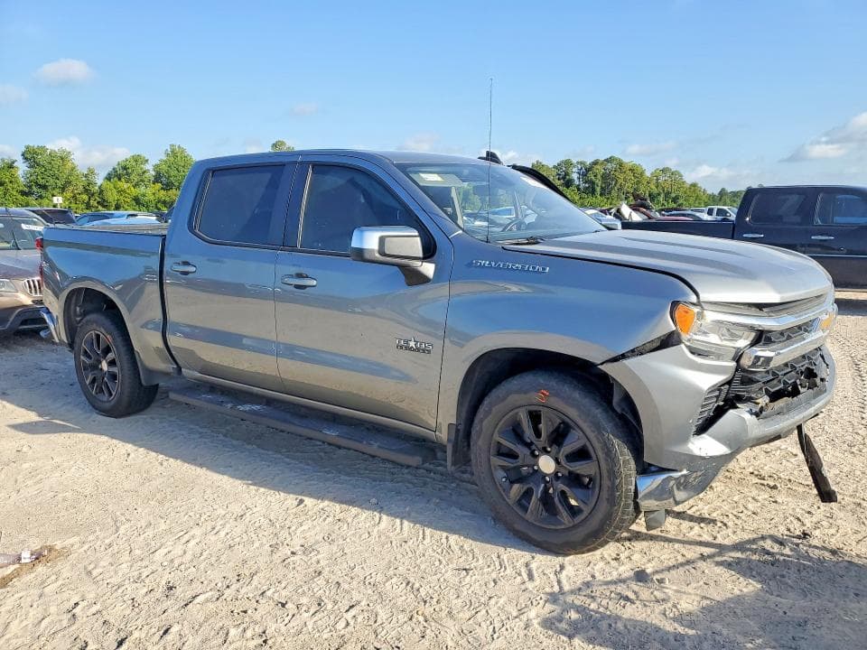 2024 CHEVROLET SILVERADO C1500 LT 4