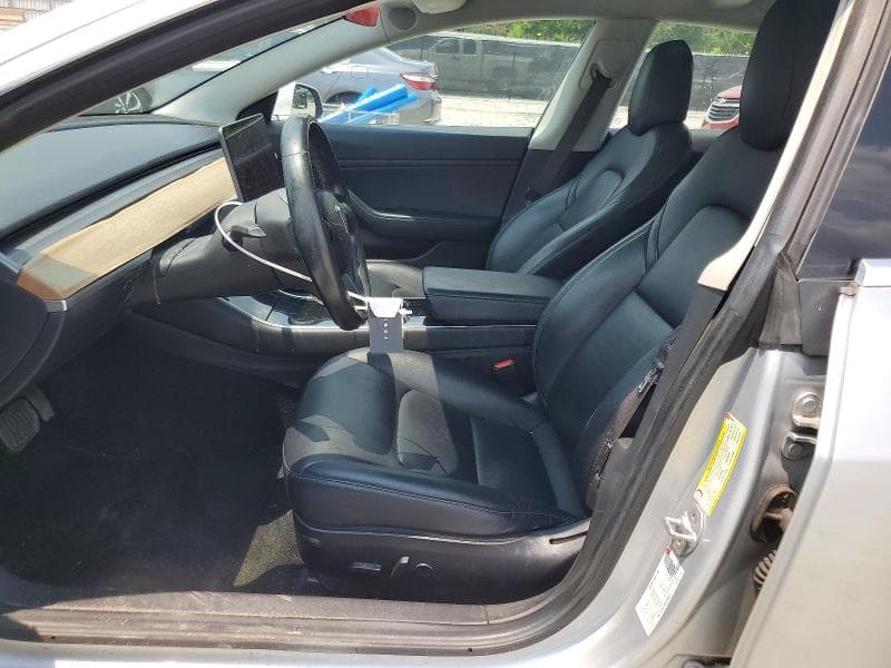 2018 TESLA MODEL 3 7