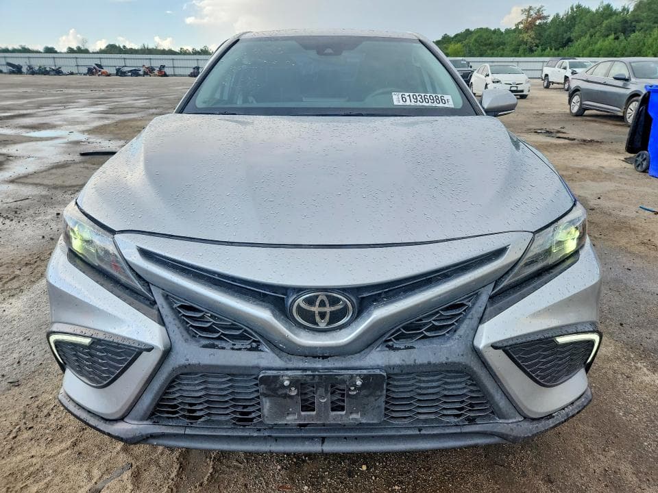 2024 TOYOTA CAMRY SE 5