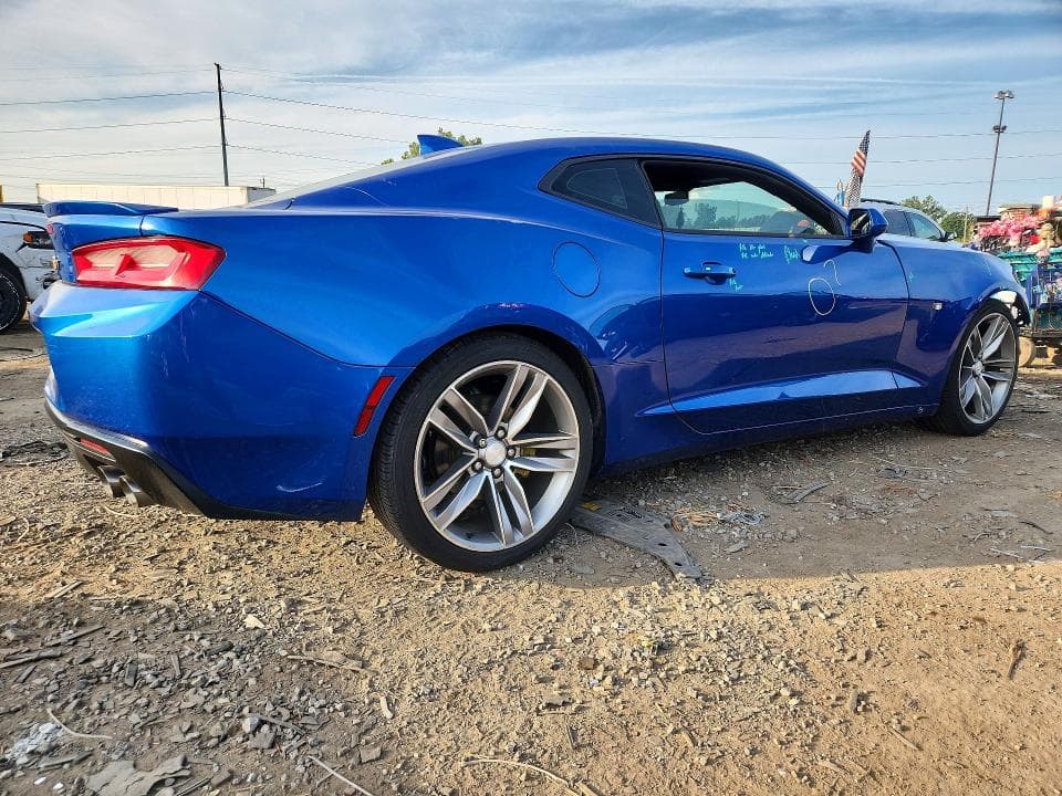 2018 CHEVROLET CAMARO LT 3