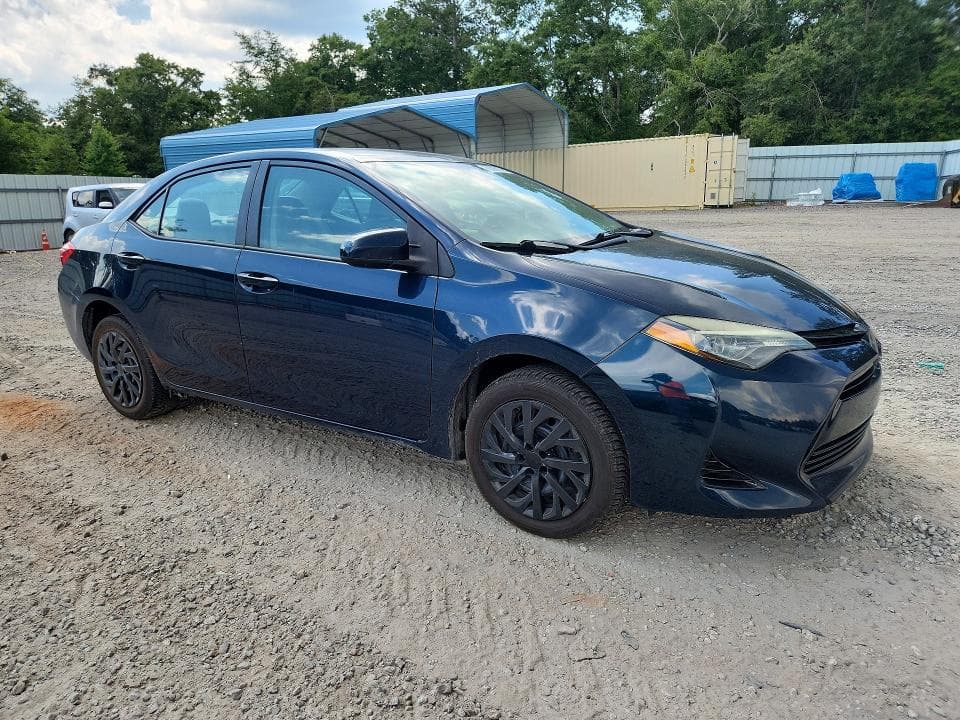 2018 TOYOTA COROLLA LE 4