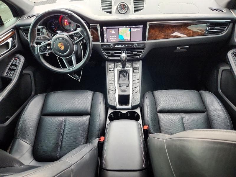 2020 PORSCHE MACAN S 8