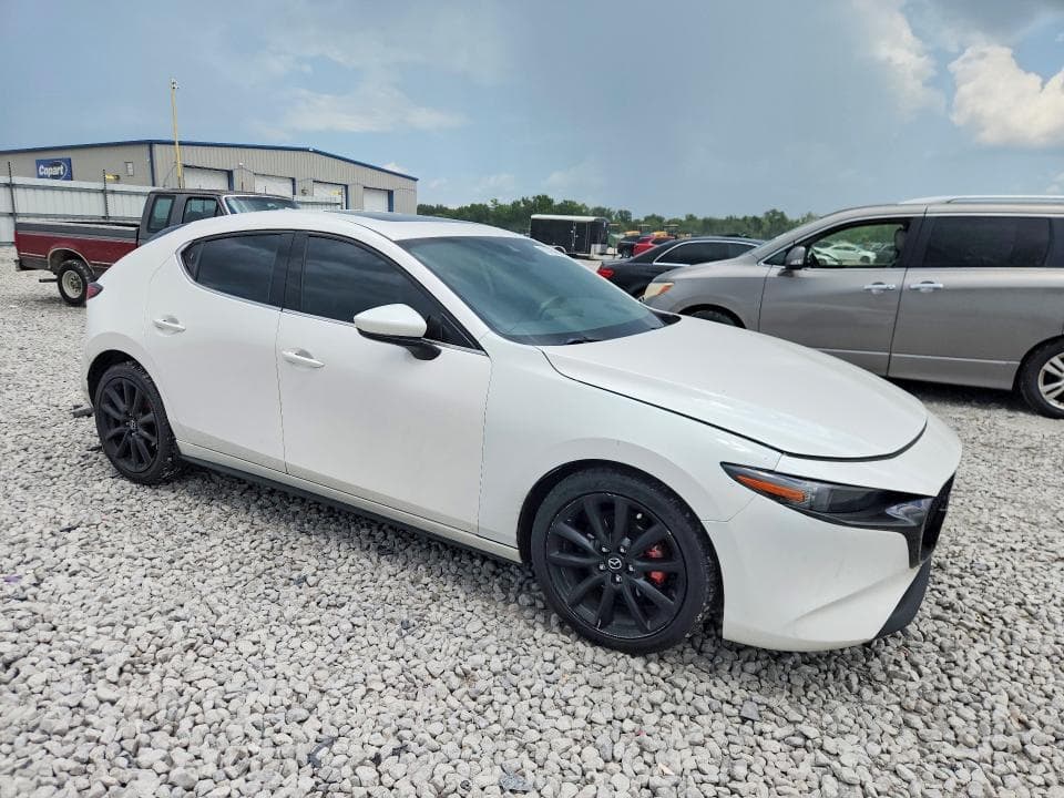 2022 MAZDA 3 PREMIUM 4