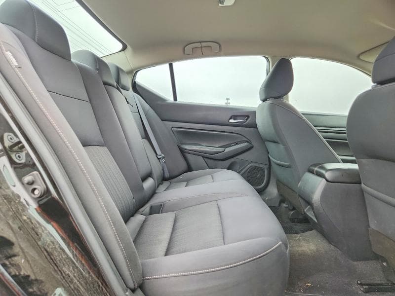 2021 NISSAN ALTIMA SV 10