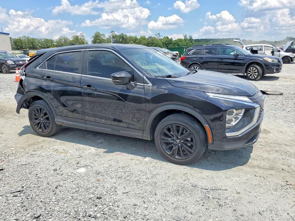 2023 MITSUBISHI ECLIPSE CROSS LE 4