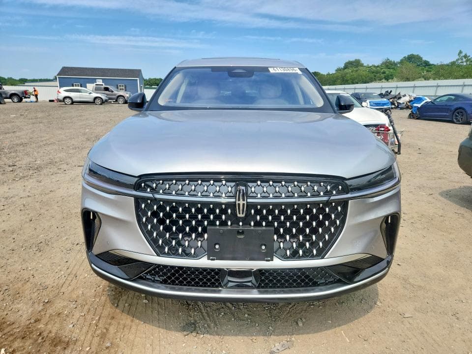2025 LINCOLN NAUTILUS PREMIERE 5