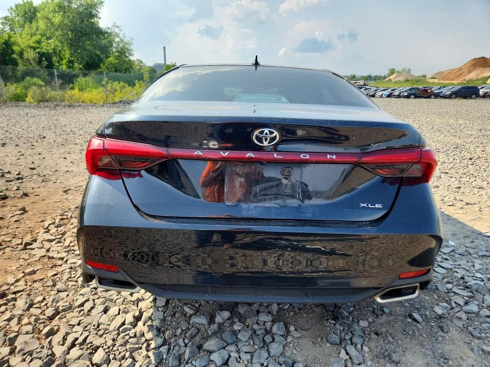 2020 TOYOTA AVALON XLE 6