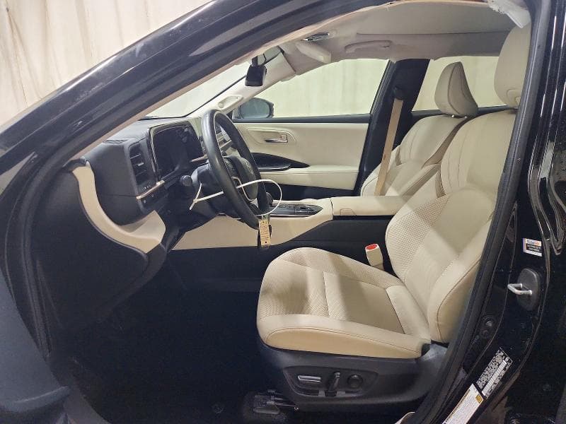2023 TOYOTA CROWN LIMITED 7