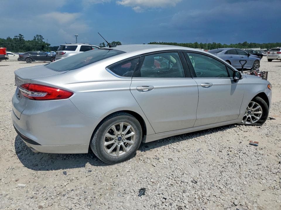 2017 FORD FUSION S 3