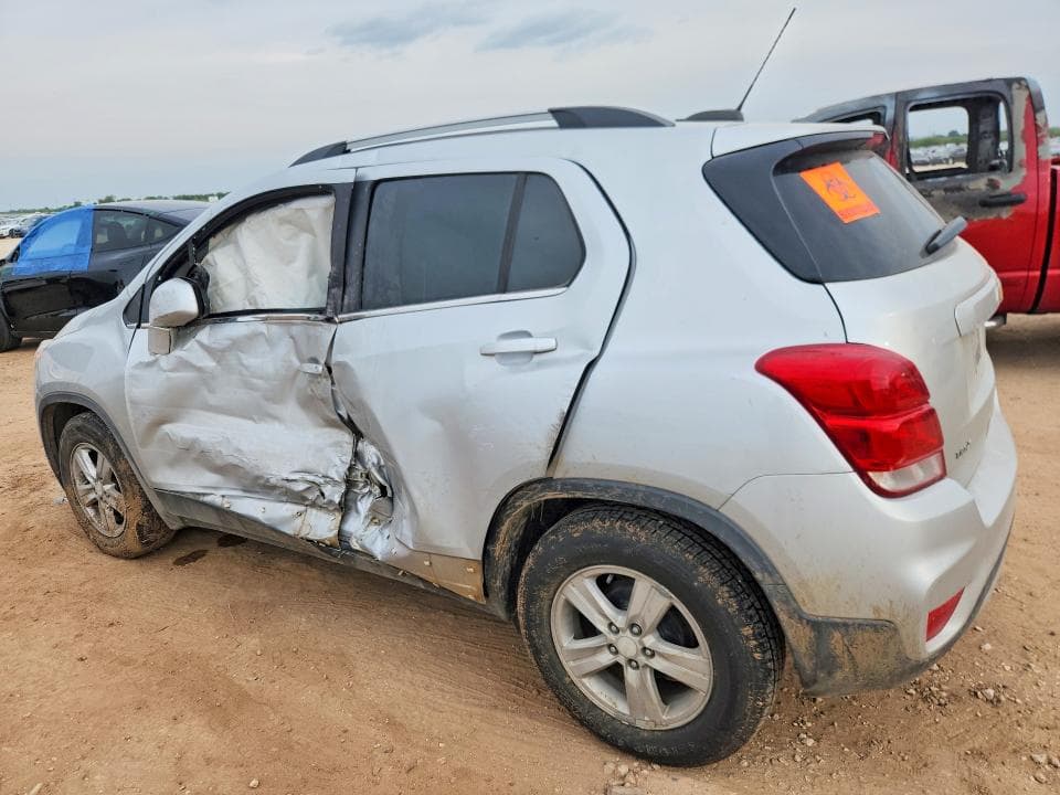 2019 CHEVROLET TRAX 1LT 2