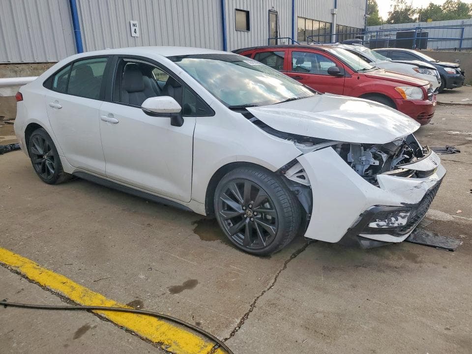 2024 TOYOTA COROLLA SE 4