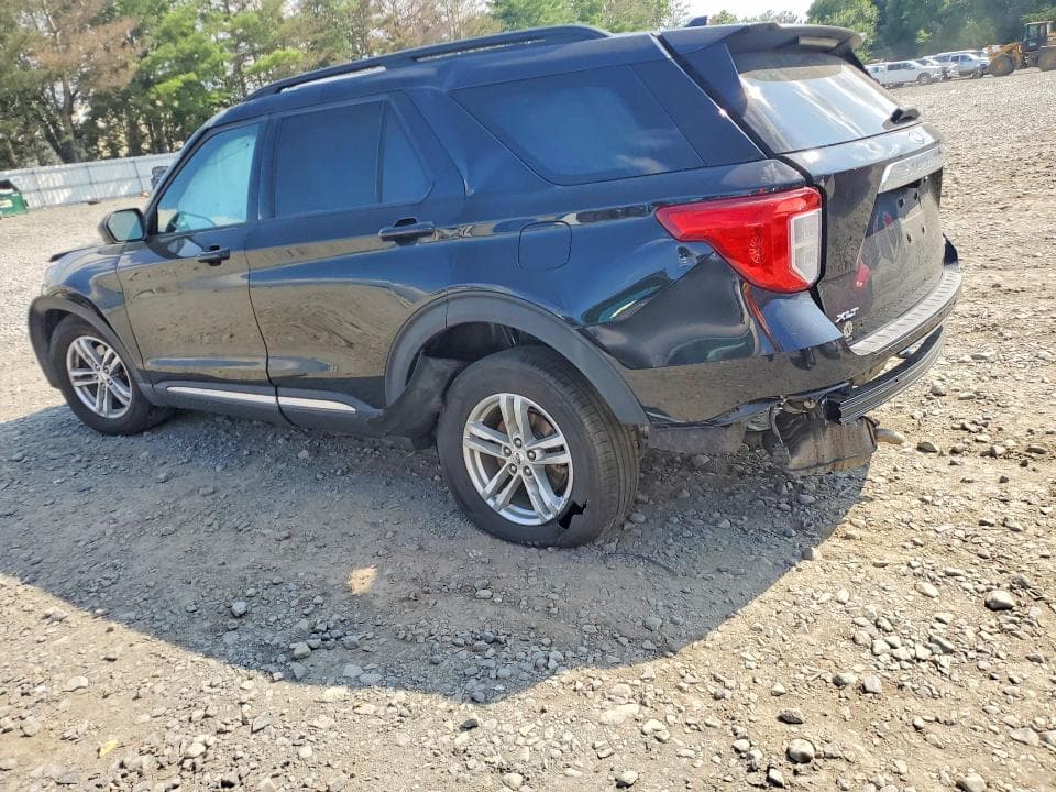 2023 FORD EXPLORER XLT 2