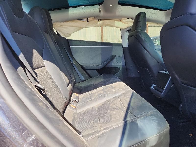 2026 TESLA MODEL 3 10