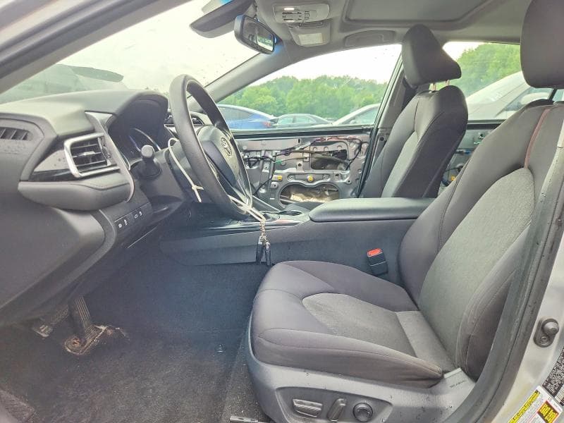 2018 TOYOTA CAMRY LE 7