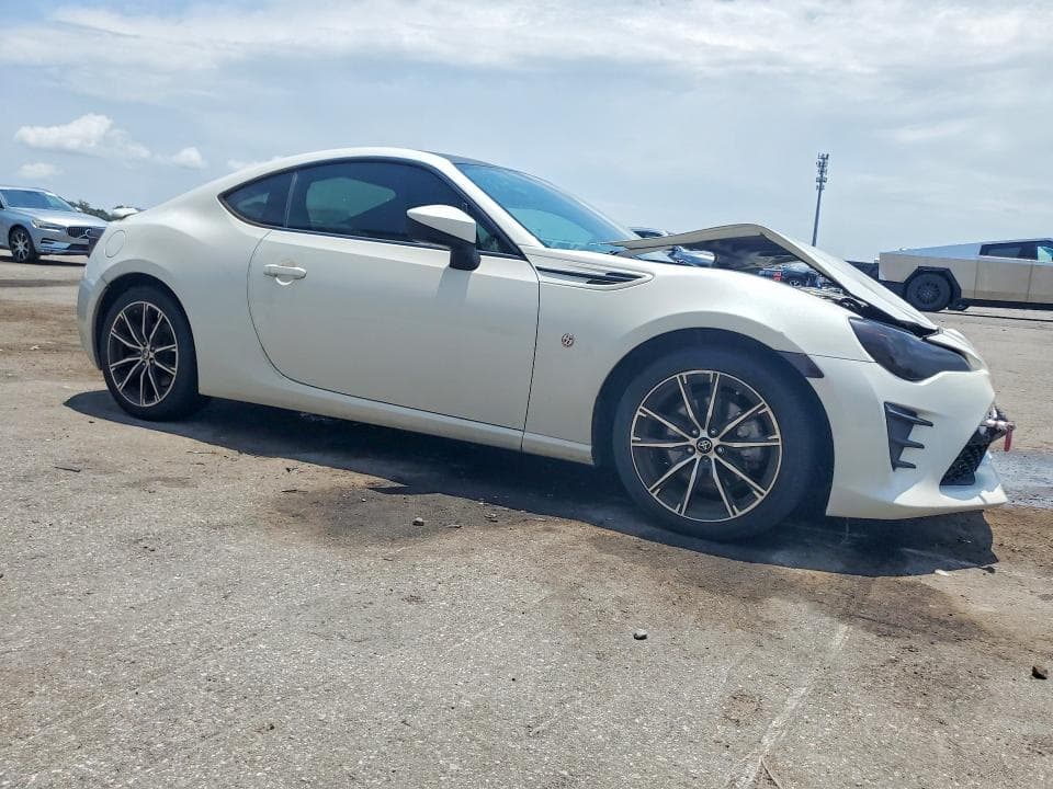 2019 TOYOTA 86 BASE 4