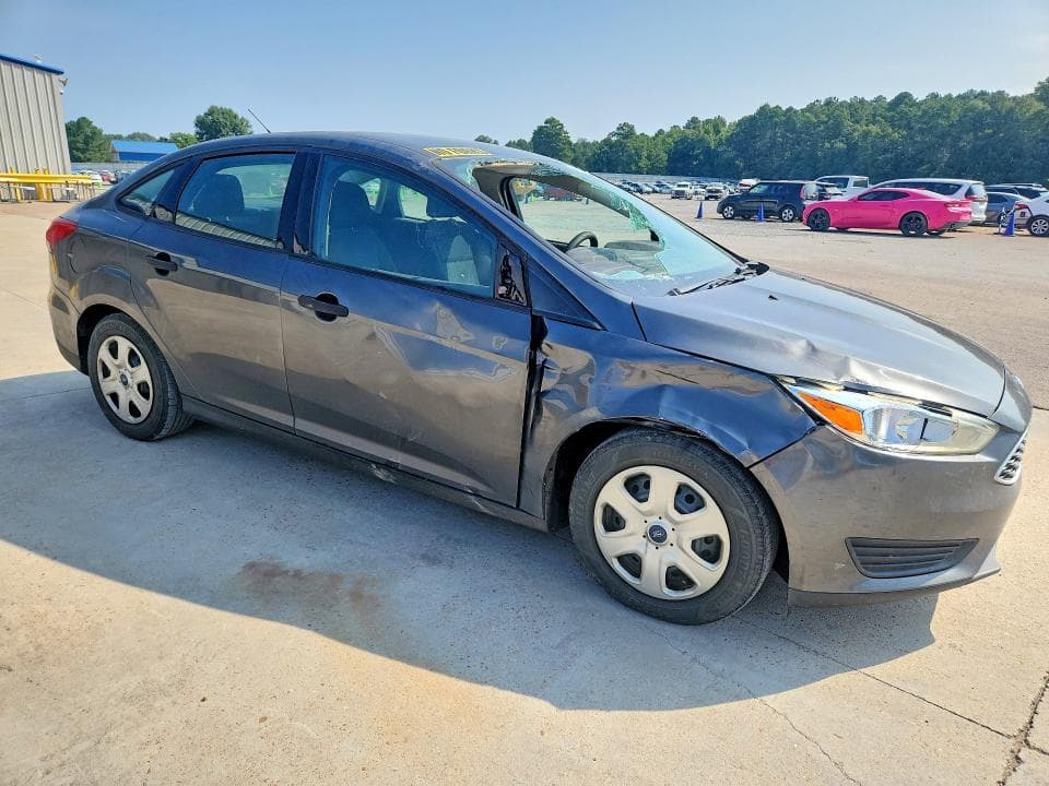 2017 FORD FOCUS S 4