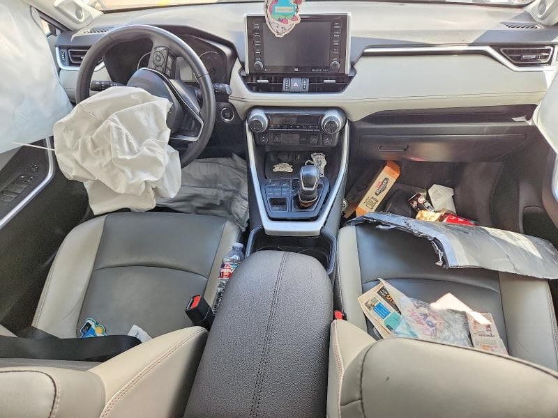 2021 TOYOTA RAV4 XLE PREMIUM 8