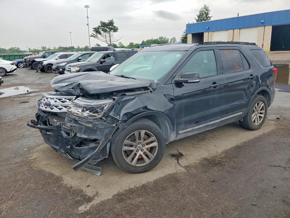2018 FORD EXPLORER XLT - 1