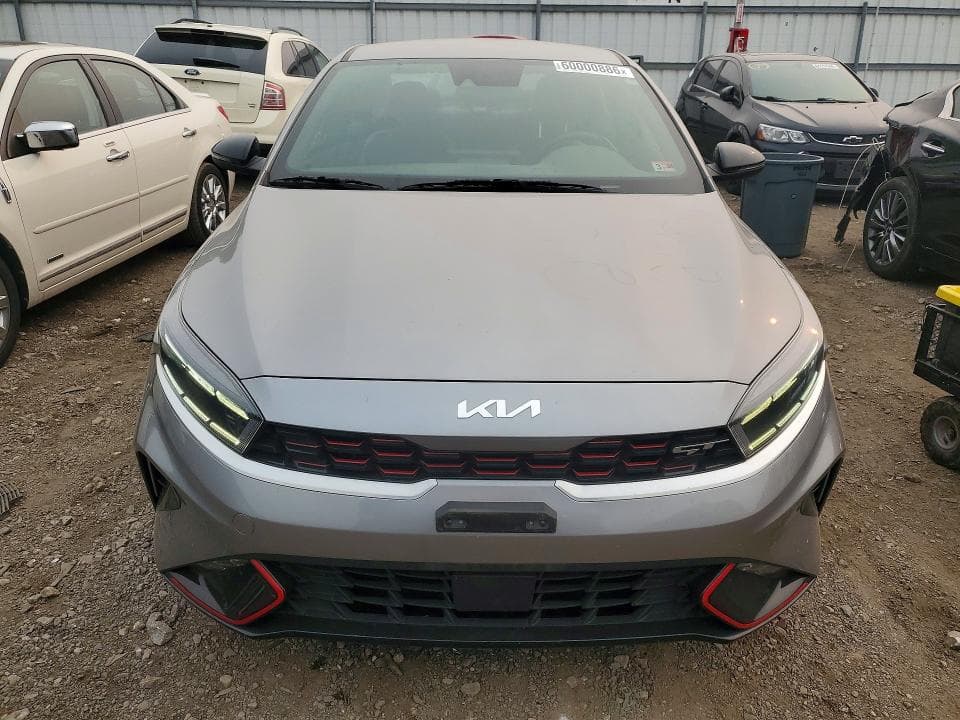 2023 KIA FORTE GT 5