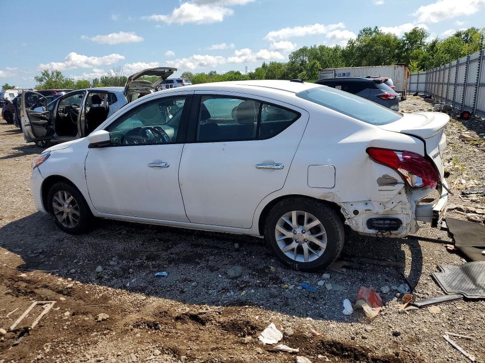 2018 NISSAN VERSA SV 2