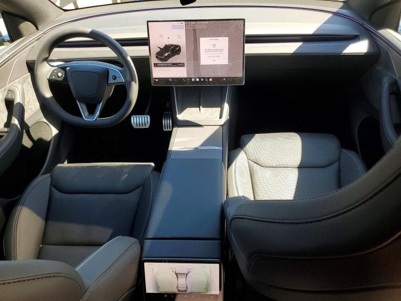 2026 TESLA MODEL Y 8
