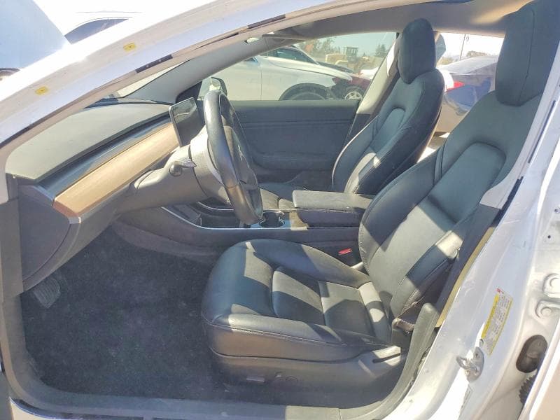 2018 TESLA MODEL 3 7