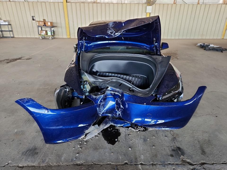 2026 TESLA MODEL 3 5