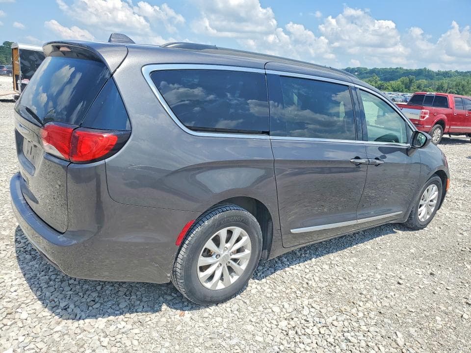2017 CHRYSLER PACIFICA TOURING L 3
