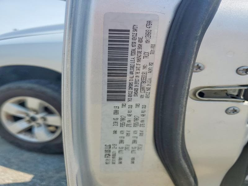 2019 RAM 1500 CLASSIC SLT 12