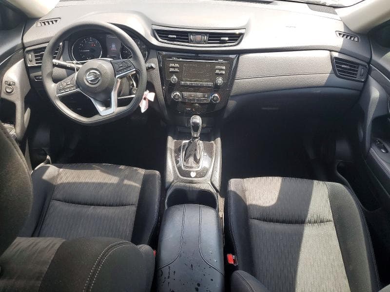 2017 NISSAN ROGUE S 8
