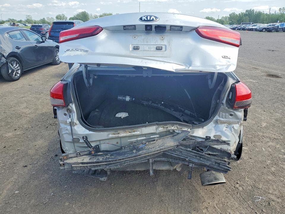 2017 KIA FORTE EX 6