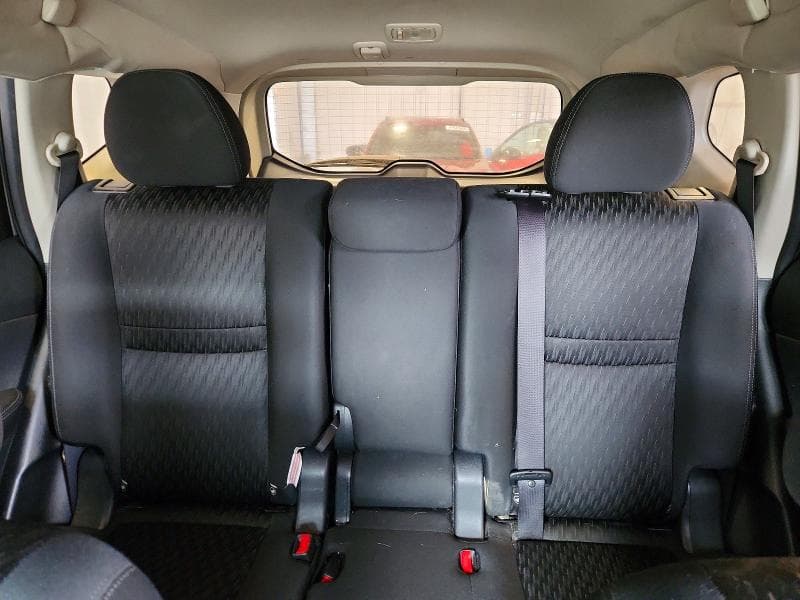 2019 NISSAN ROGUE S 10