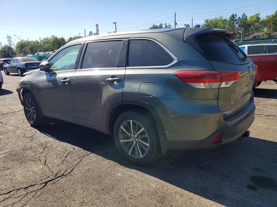 2017 TOYOTA HIGHLANDER XLE 2