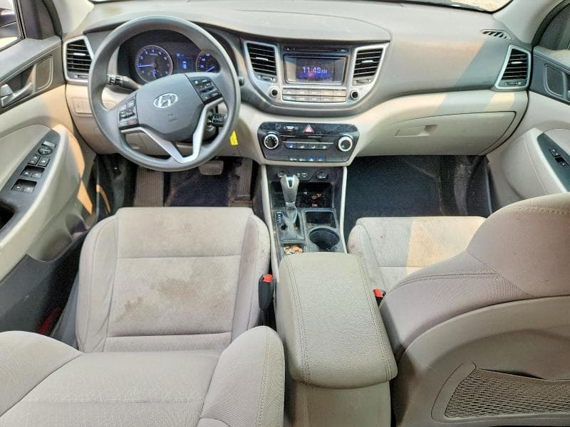 2017 HYUNDAI TUCSON SE 8