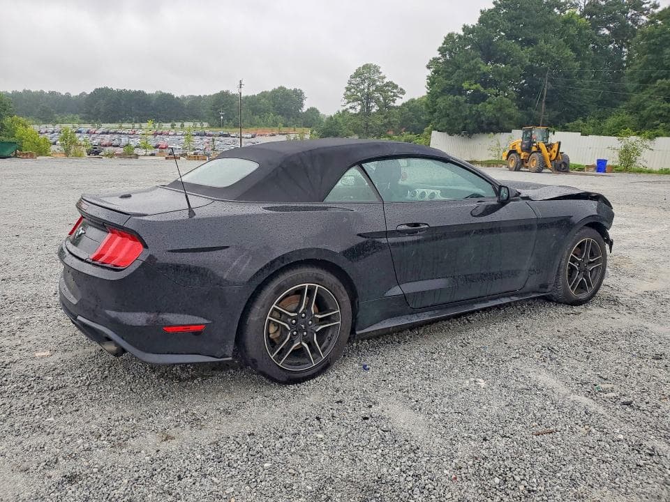 2020 FORD MUSTANG 3