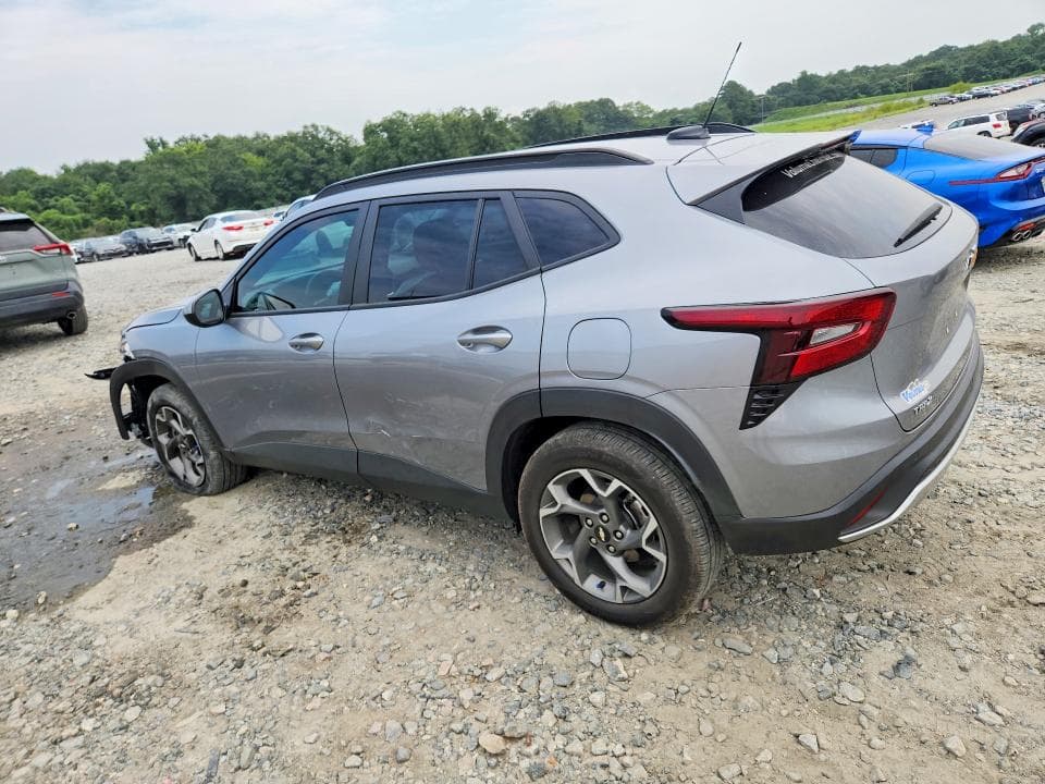 2025 CHEVROLET TRAX 1LT 2