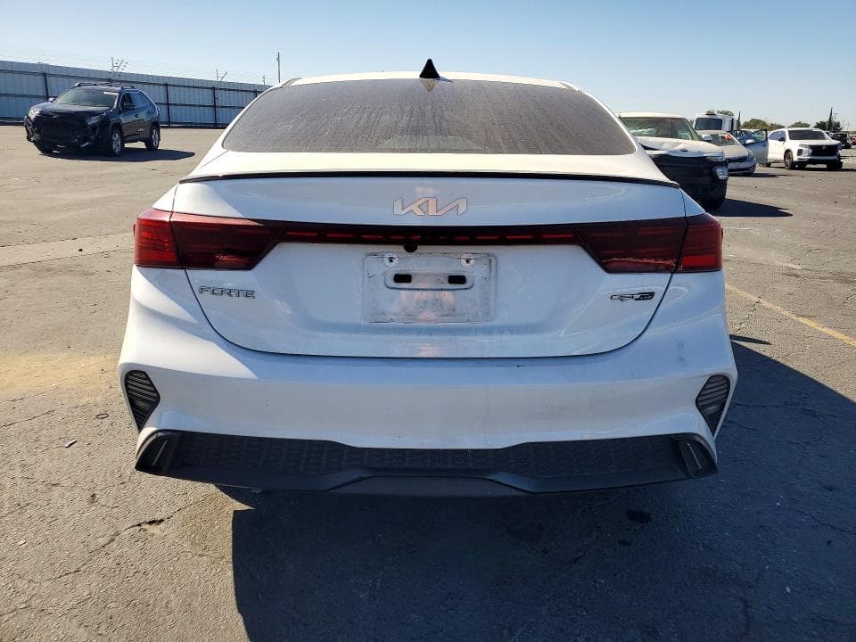 2022 KIA FORTE GT LINE 6