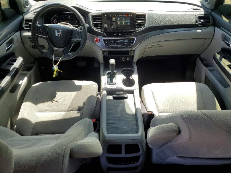 2019 HONDA PILOT EX 8