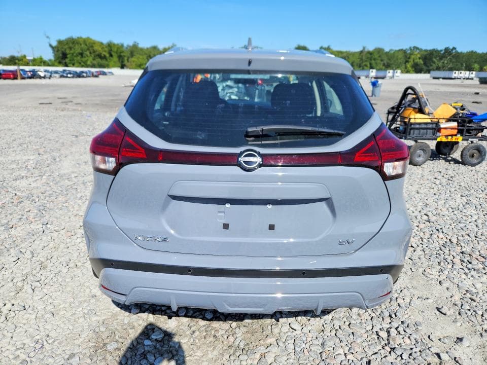 2024 NISSAN KICKS SV 6