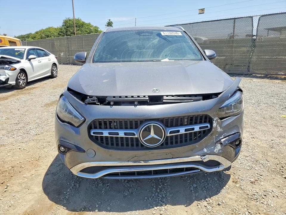 2025 MERCEDES-BENZ GLA 250 5