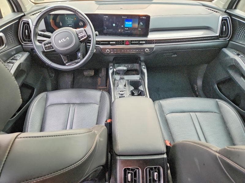 2024 KIA SORENTO S 8