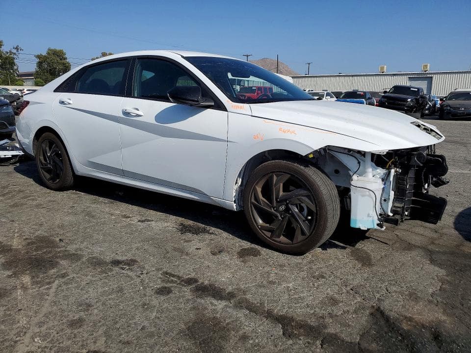 2026 HYUNDAI ELANTRA SEL SPORT 4