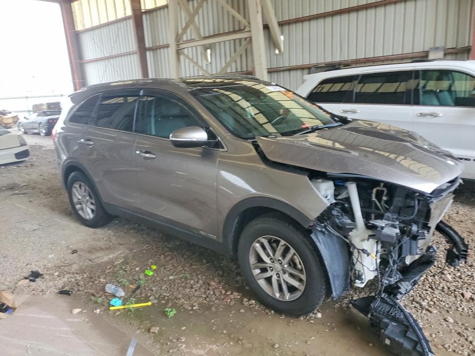 2017 KIA SORENTO EX 4