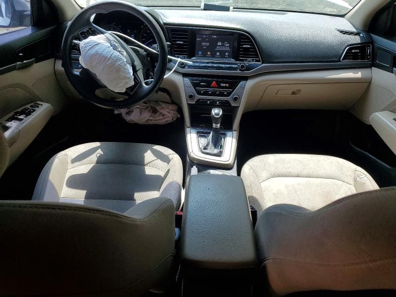 2018 HYUNDAI ELANTRA SEL 8