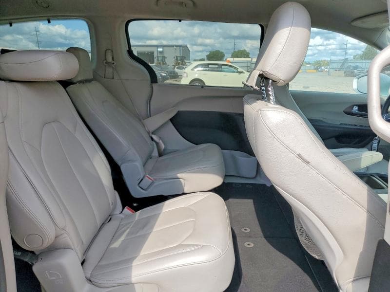 2017 CHRYSLER PACIFICA TOURING L 11