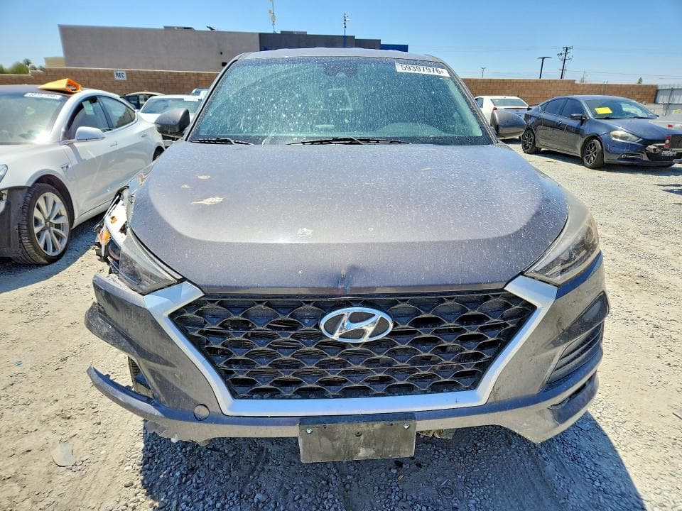 2020 HYUNDAI TUCSON SE 5