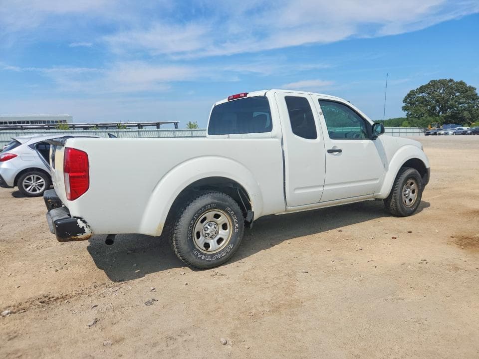 2017 NISSAN FRONTIER S 3