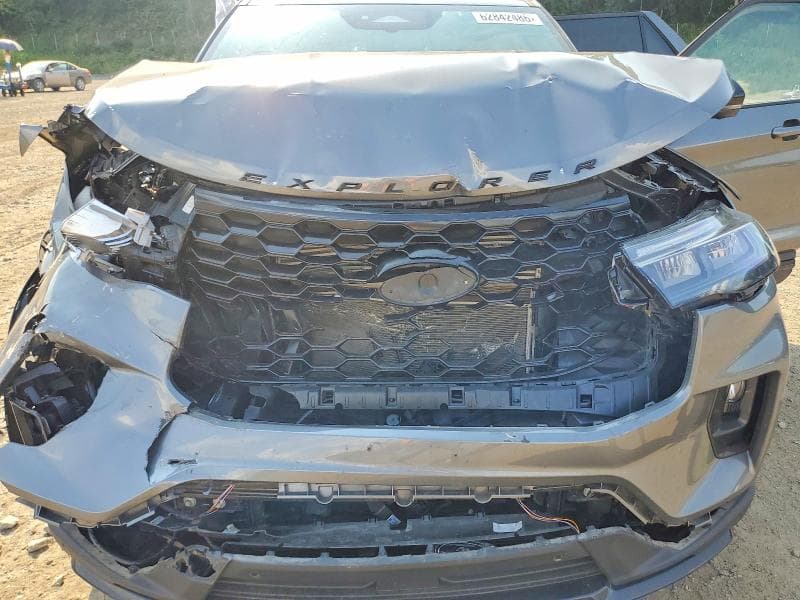 2025 FORD EXPLORER ST-LINE 12